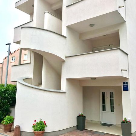 Apartmani Samec ノヴァリャ エクステリア 写真