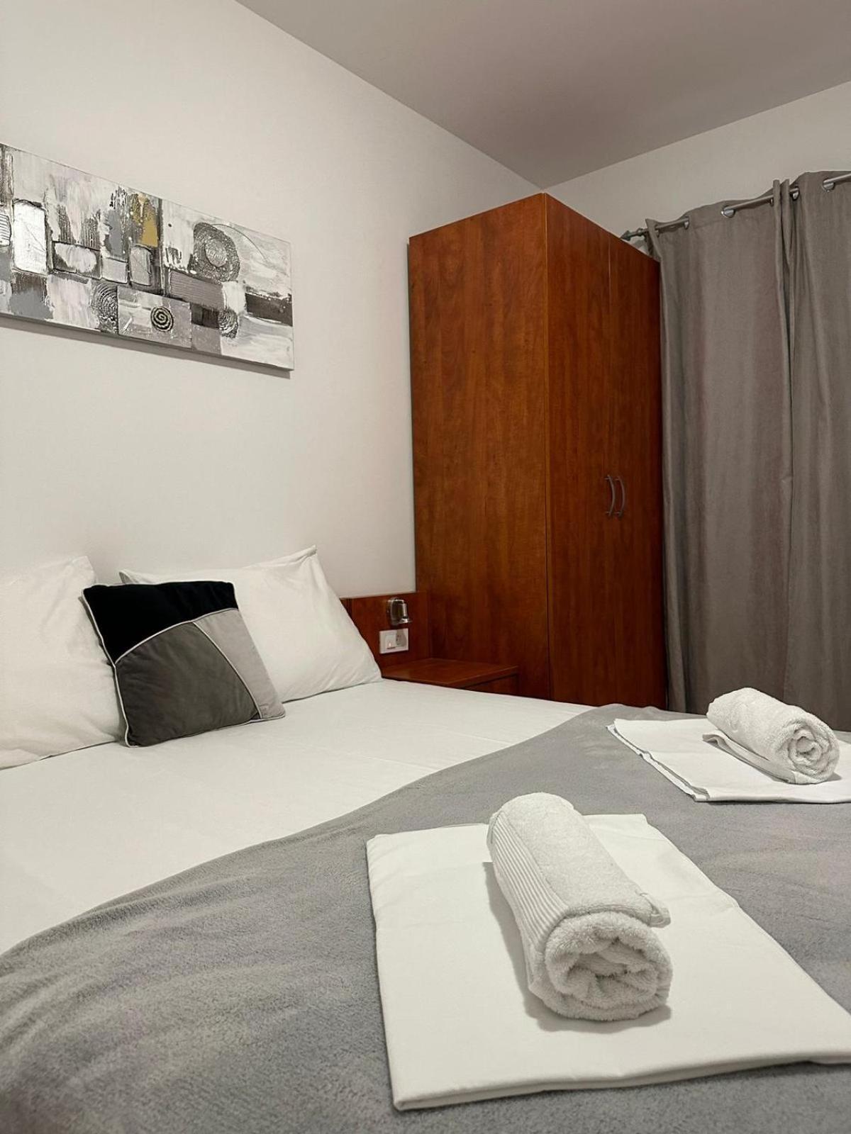 Apartmani Samec ノヴァリャ エクステリア 写真