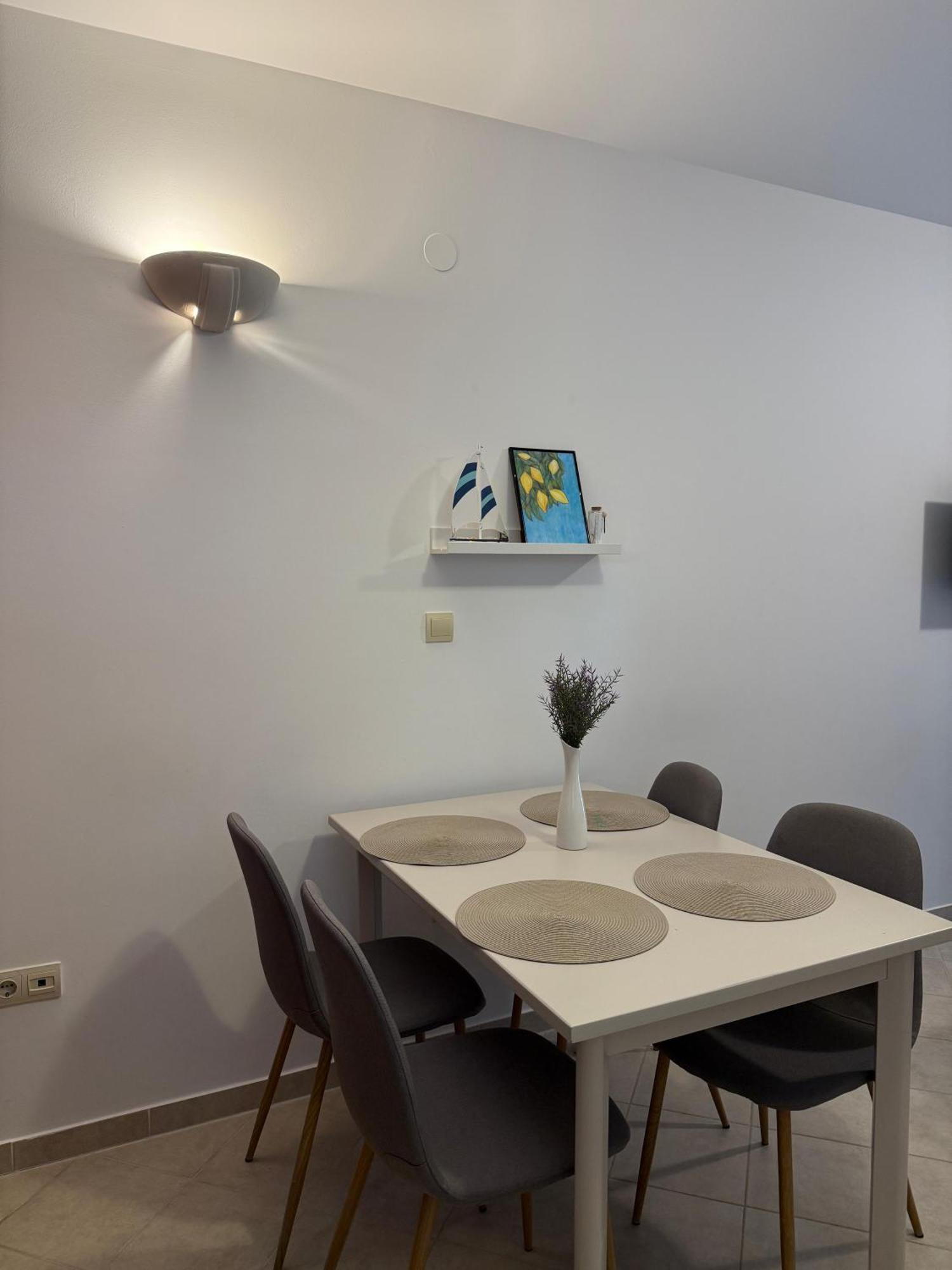 Apartmani Samec ノヴァリャ エクステリア 写真