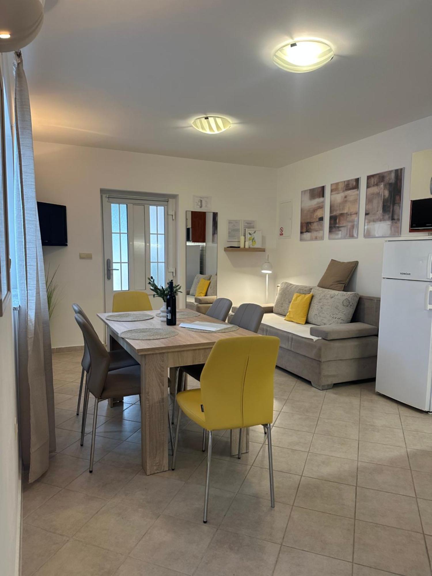 Apartmani Samec ノヴァリャ エクステリア 写真