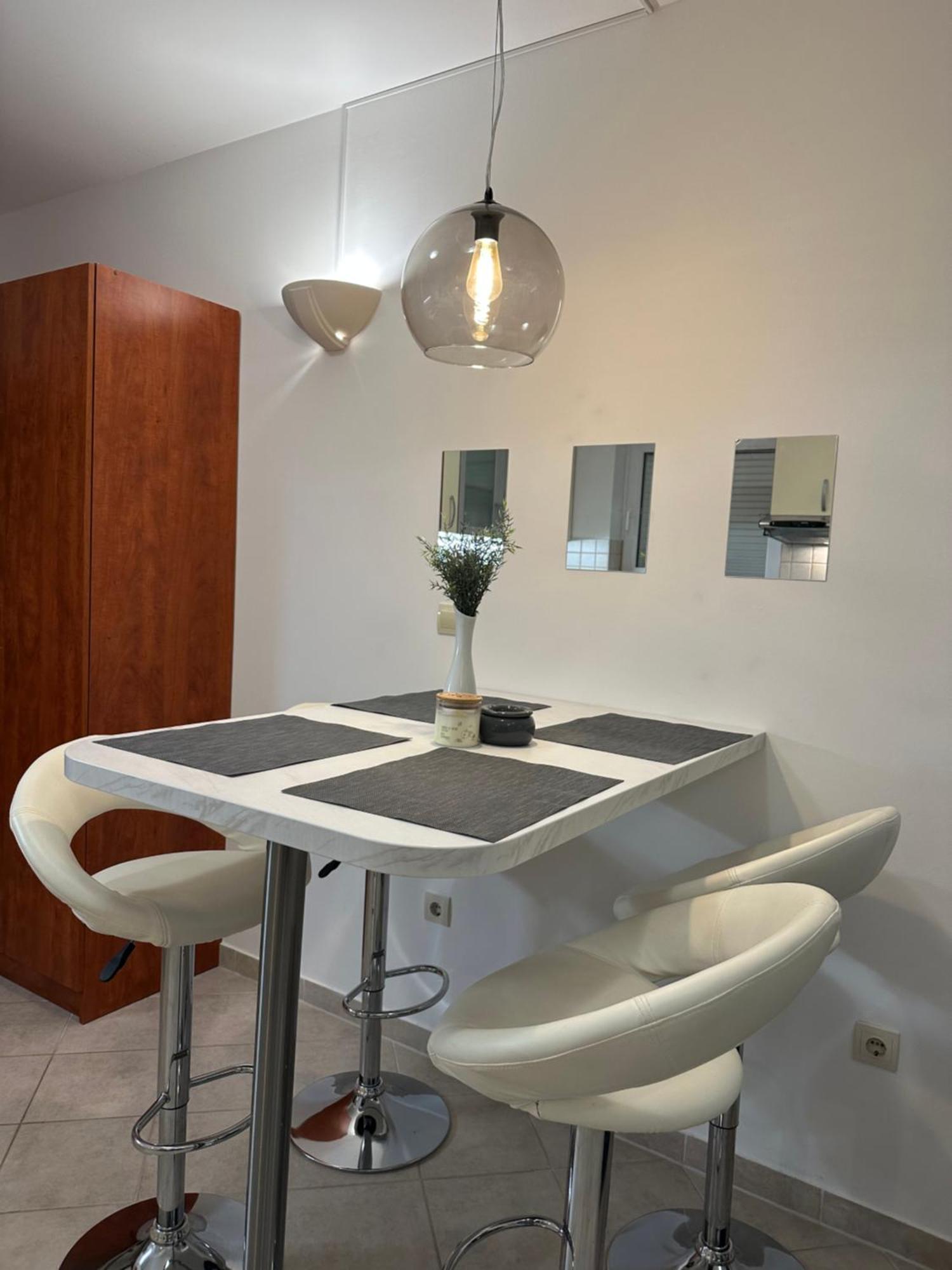 Apartmani Samec ノヴァリャ エクステリア 写真