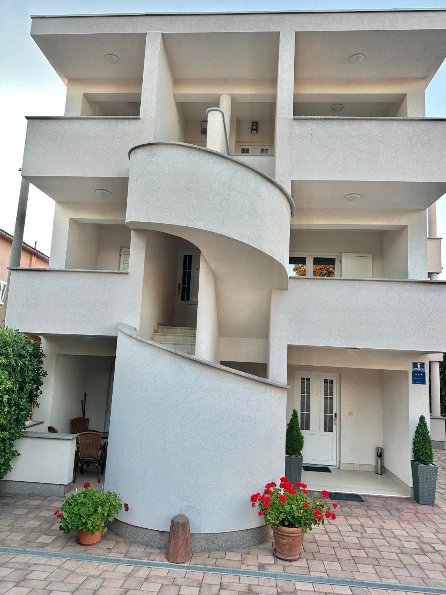 Apartmani Samec ノヴァリャ エクステリア 写真